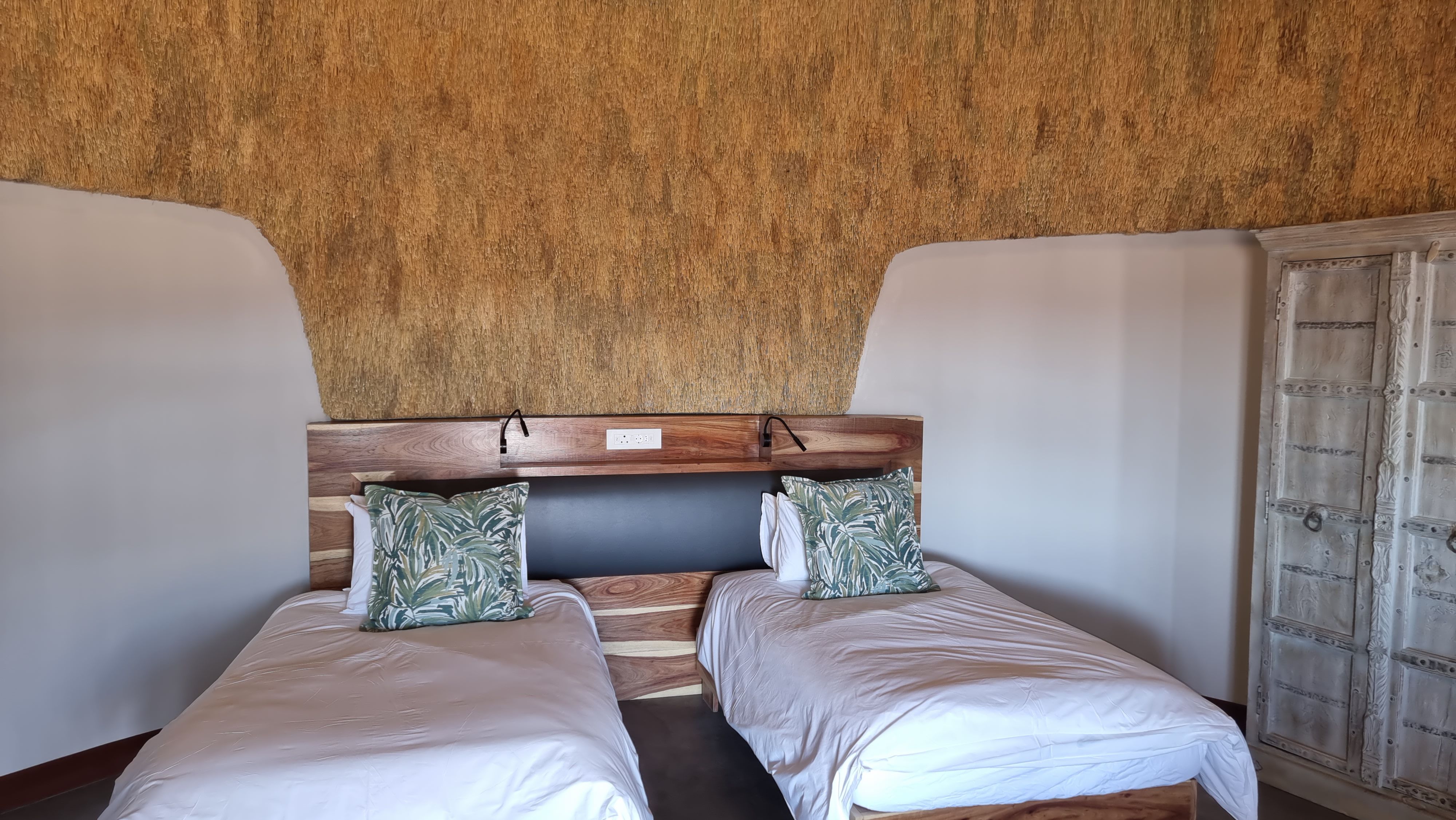 Click Image for next Picture